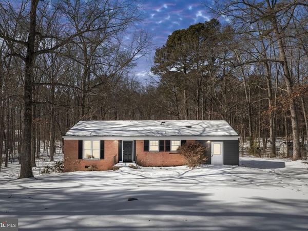 727 CHALKLEVEL ROAD, LOUISA, VA 23093