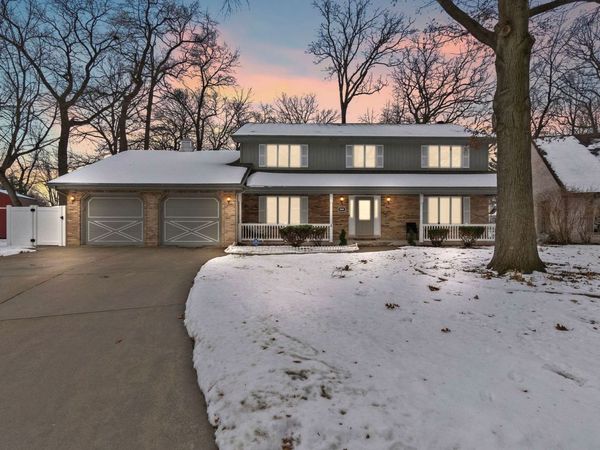 18118 Whitman Lane, Lansing, IL 60438