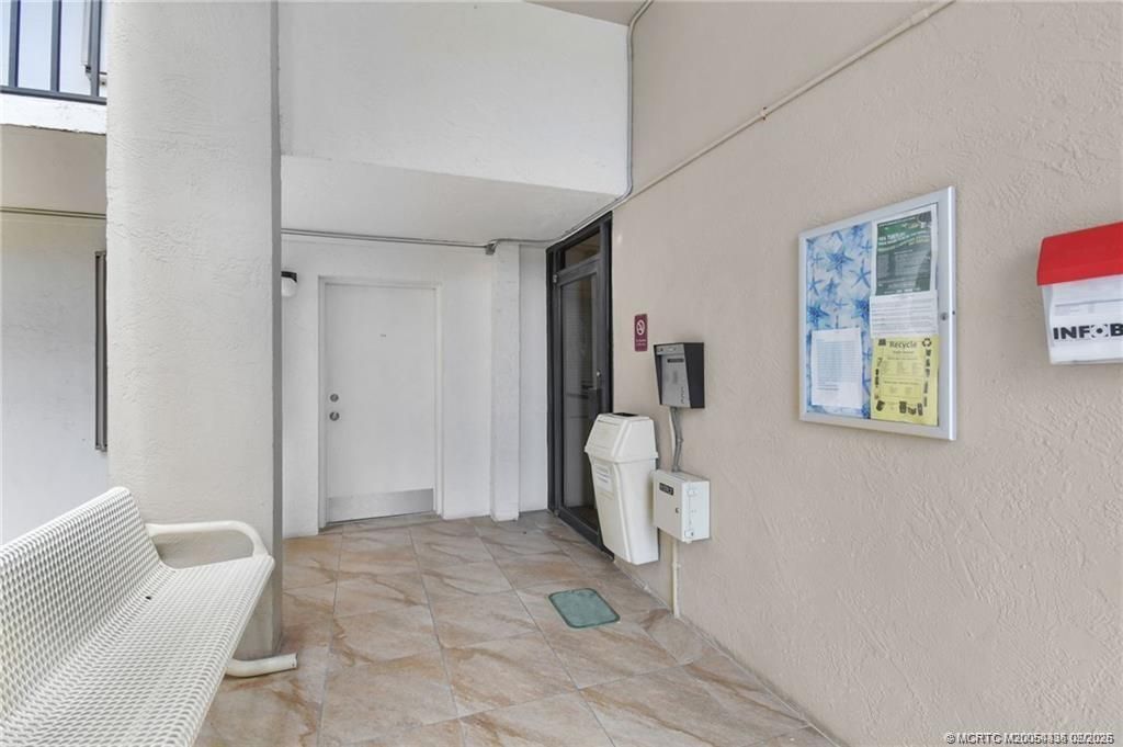 10044 S Ocean Drive, Unit 508, Jensen Beach, FL 34957 Photo