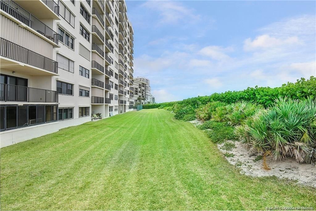 10044 S Ocean Drive, Unit 508, Jensen Beach, FL 34957 Photo