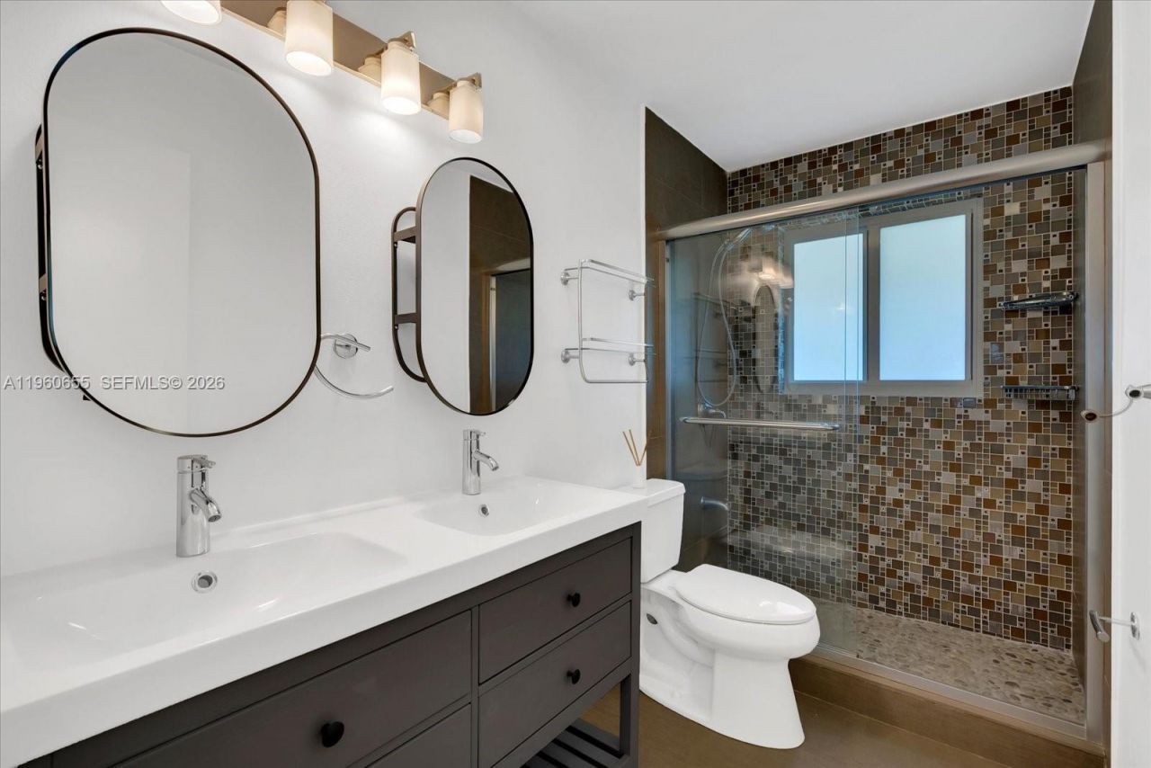 8100 SW 92nd Ct, Miami, FL 33173 Photo