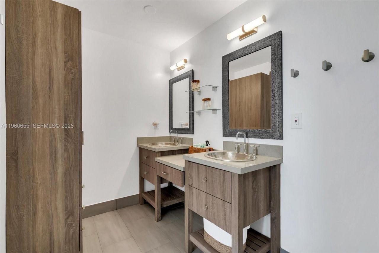 8100 SW 92nd Ct, Miami, FL 33173 Photo