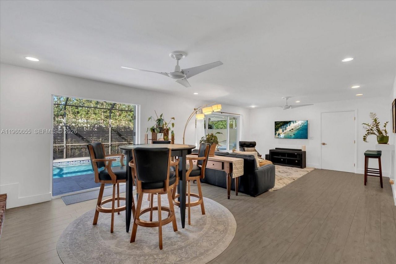 8100 SW 92nd Ct, Miami, FL 33173 Photo