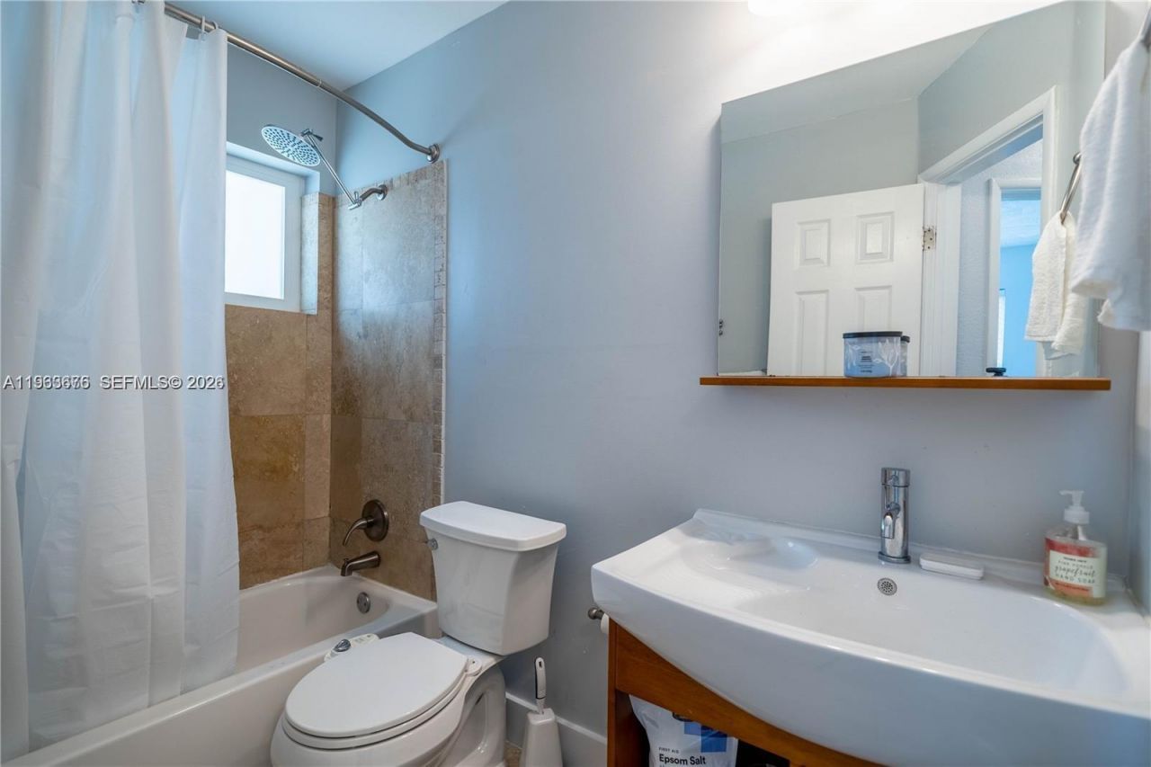 1501 SW 35th Ter , Fort Lauderdale, FL 33312 Photo