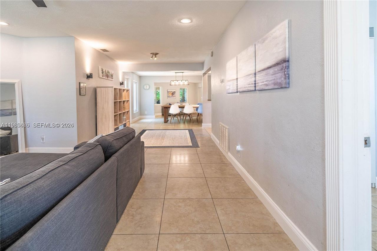 1501 SW 35th Ter , Fort Lauderdale, FL 33312 Photo