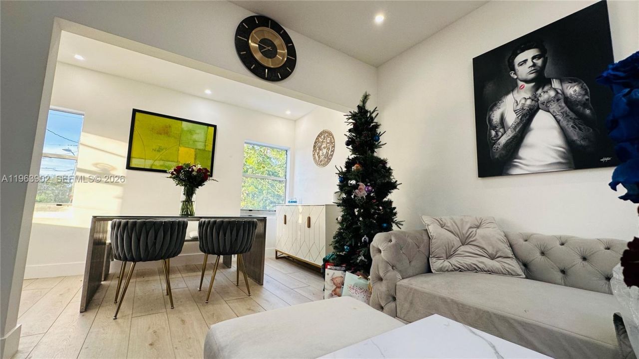 1668 SW 20th St , Unit 2, Miami, FL 33145 Photo