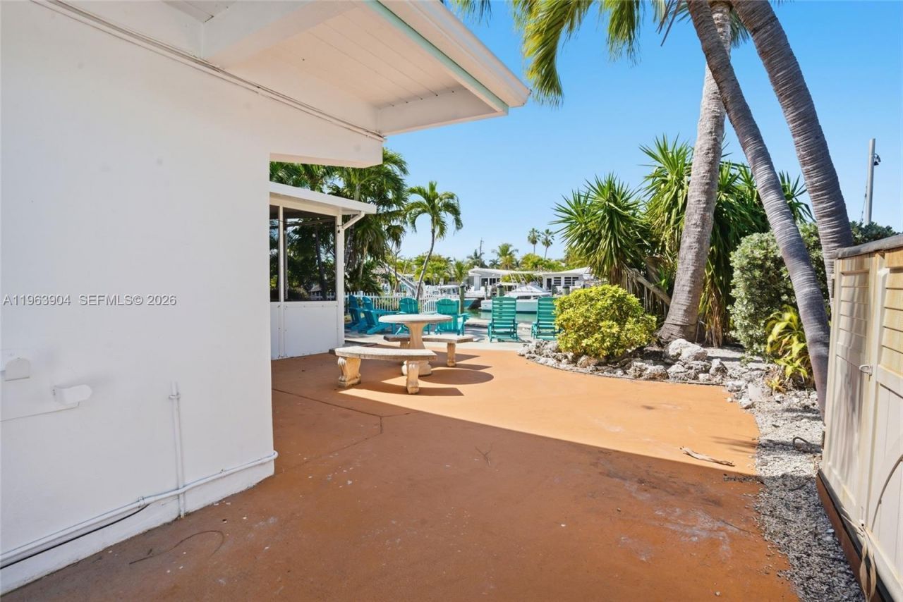 151 10th St, Marathon, FL 33051 Photo