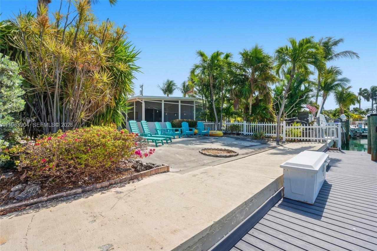 151 10th St, Marathon, FL 33051 Photo