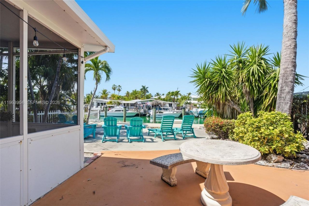 151 10th St, Marathon, FL 33051 Photo