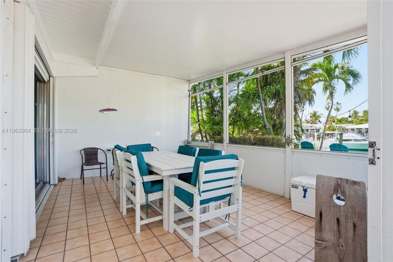 151 10th St, Marathon, FL 33051 Photo