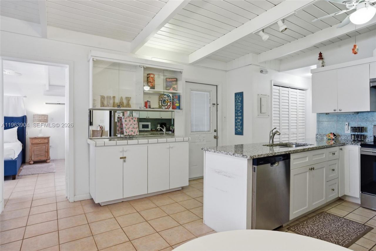 151 10th St, Marathon, FL 33051 Photo