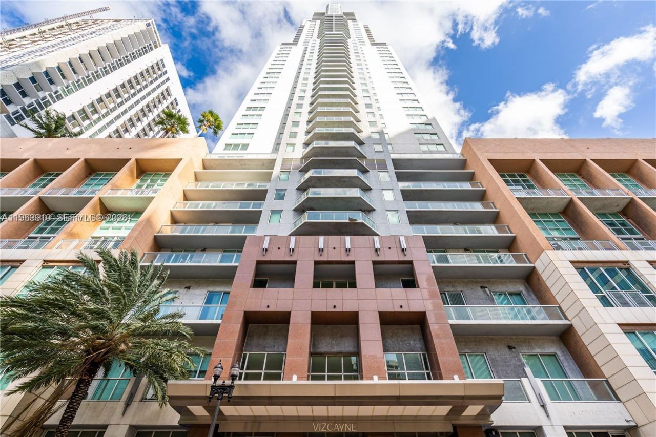 253 NE 2nd St, Unit 433, Miami, FL 33132 Photo