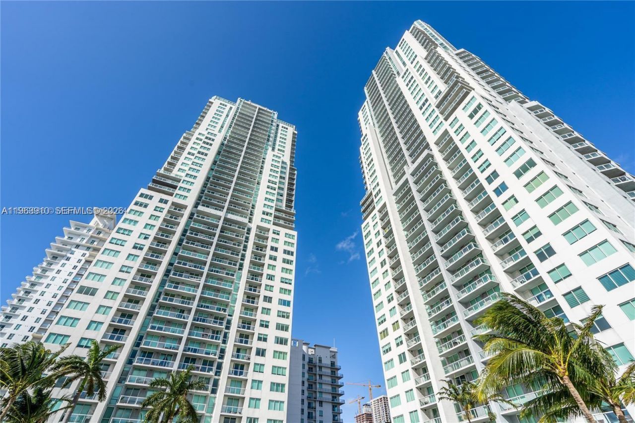 253 NE 2nd St, Unit 433, Miami, FL 33132 Photo