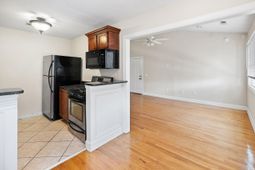 180 Line Street photo 4