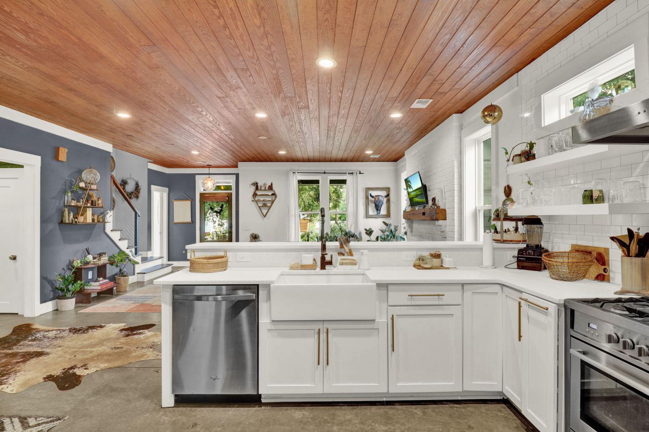 1078 Bexley Street Photo 24