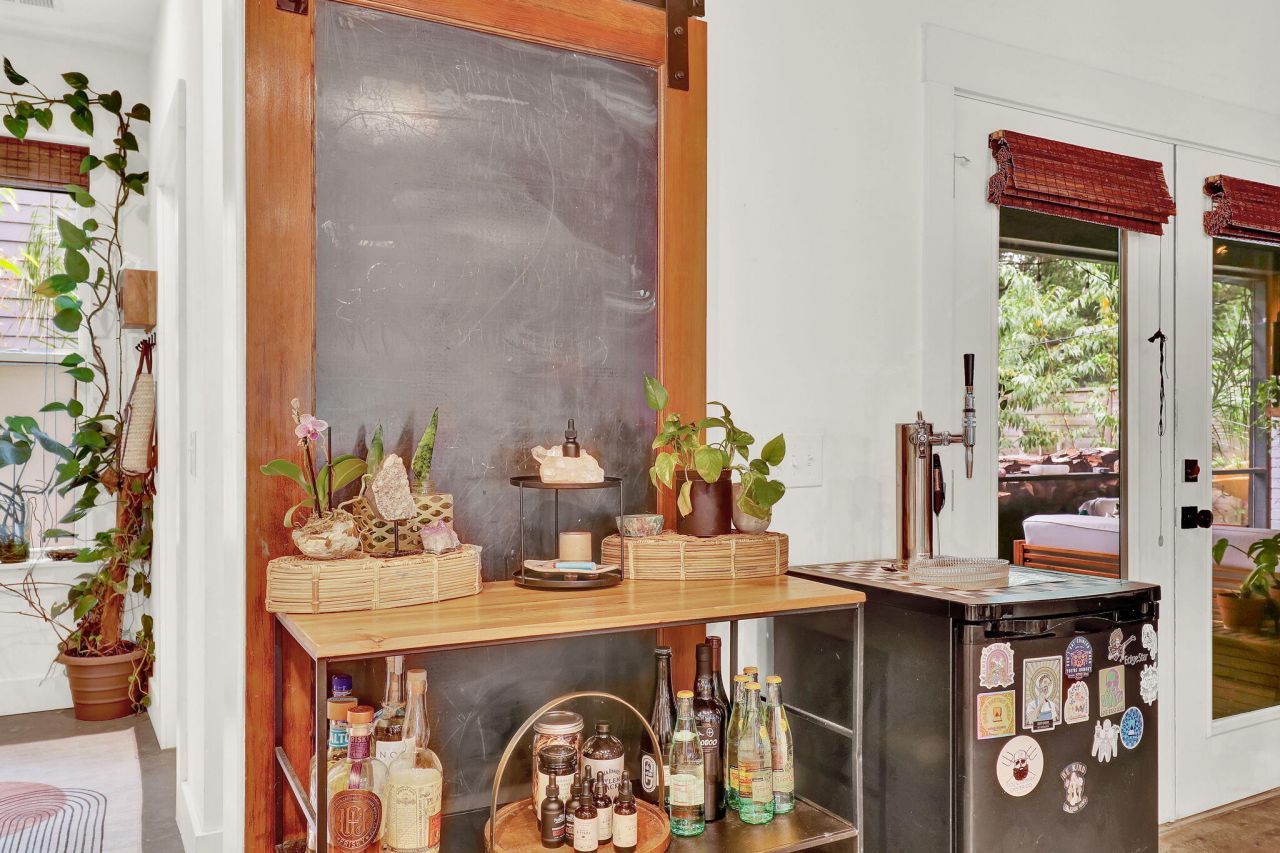 1078 Bexley Street Photo 27