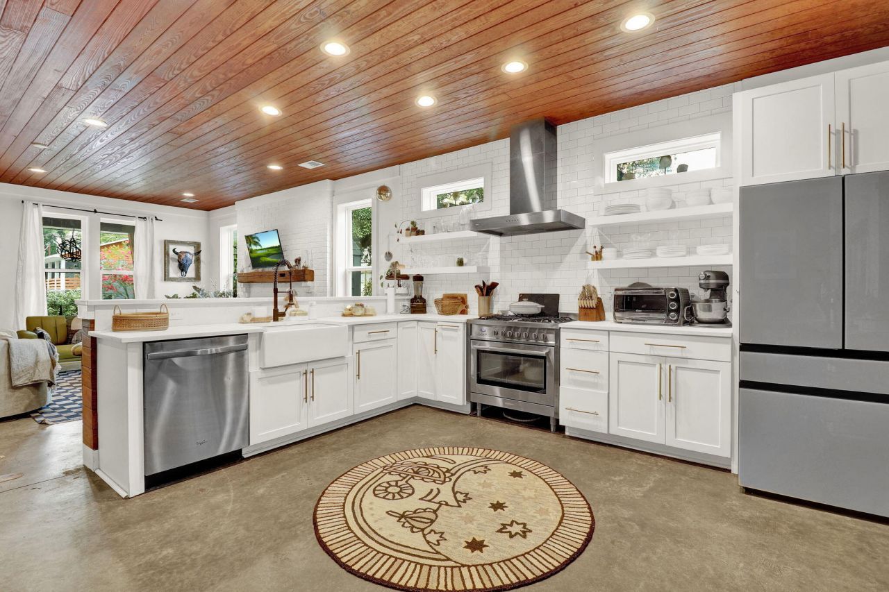 1078 Bexley Street Photo 28