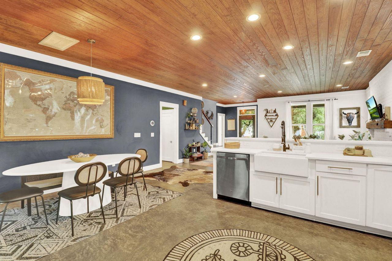 1078 Bexley Street Photo 32