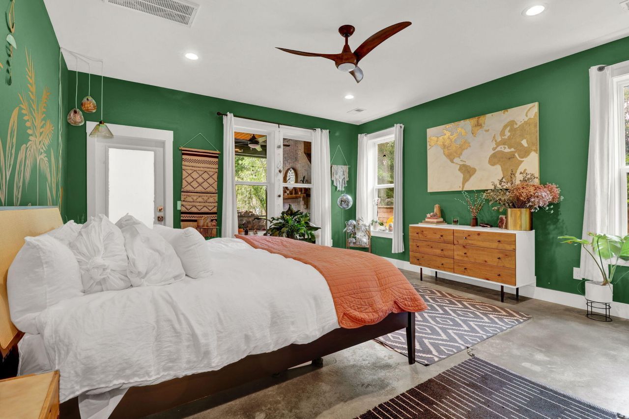 1078 Bexley Street Photo 39