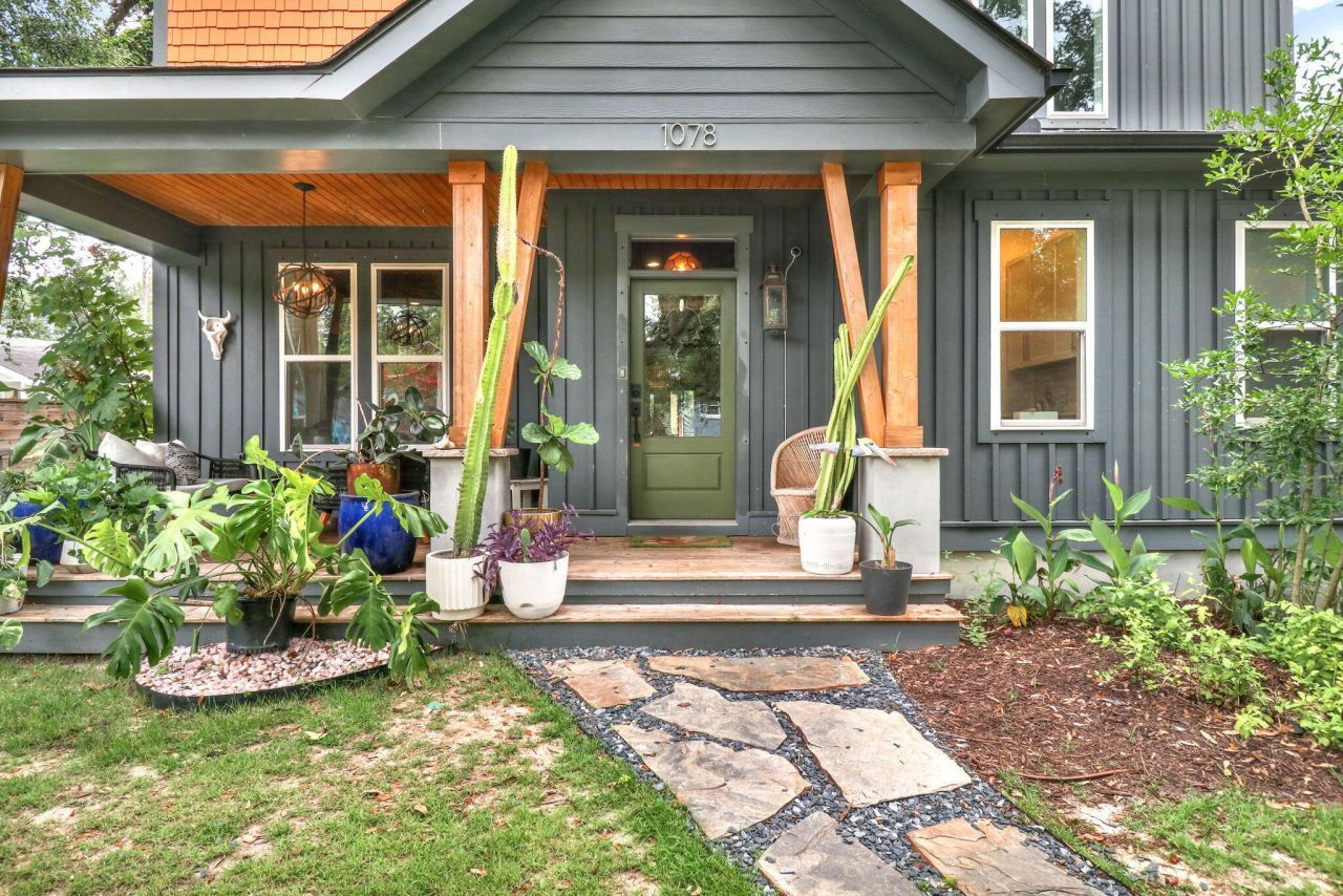 1078 Bexley Street Photo 4