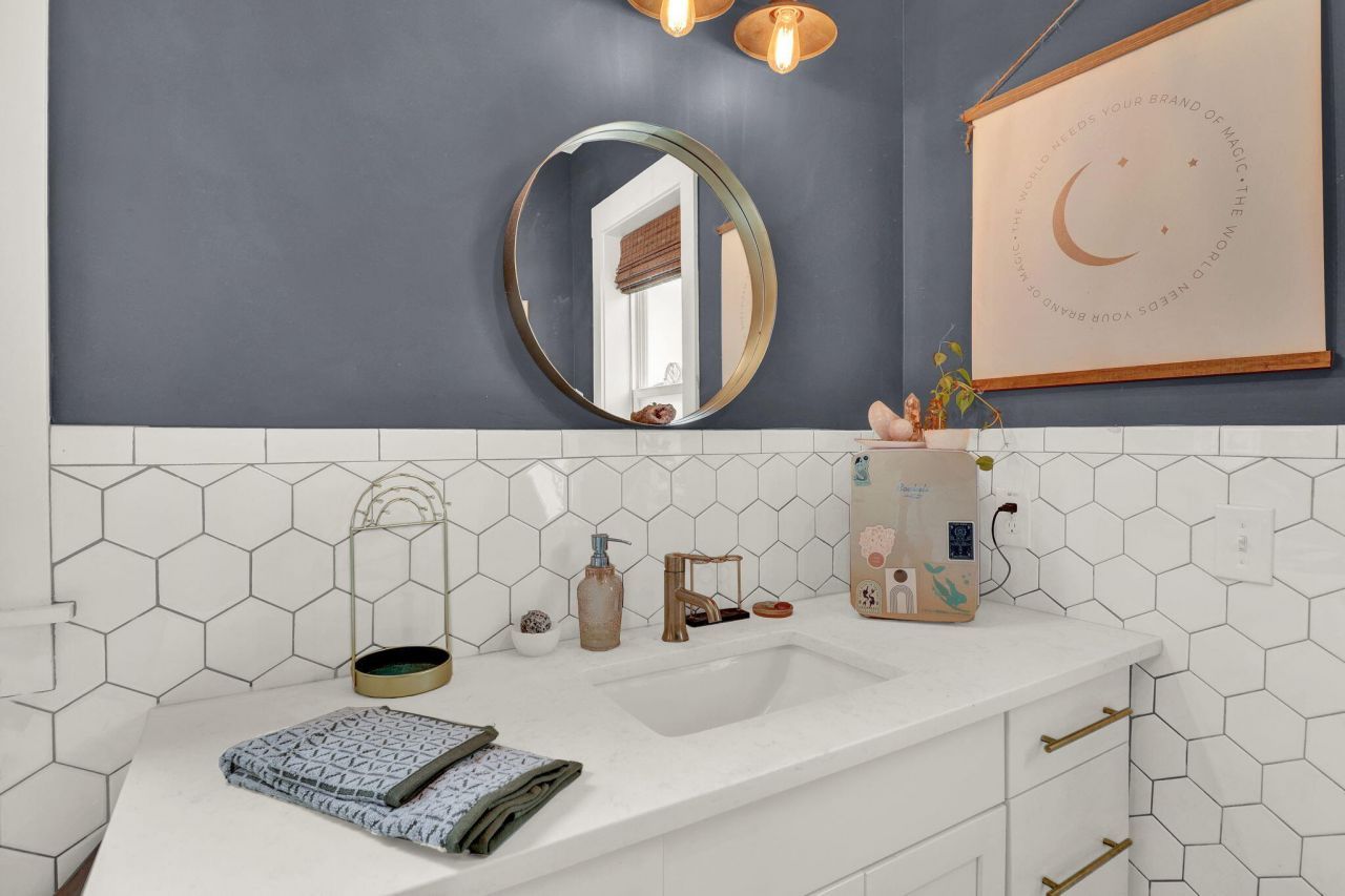 1078 Bexley Street Photo 46