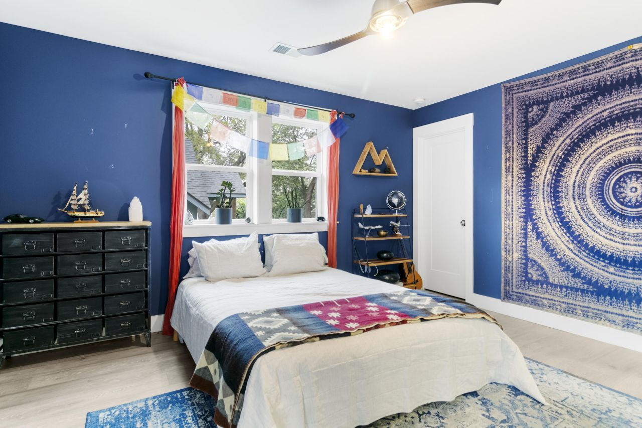 1078 Bexley Street Photo 53