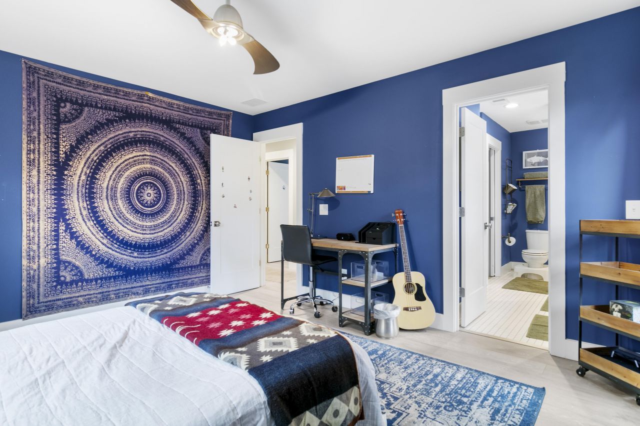 1078 Bexley Street Photo 54