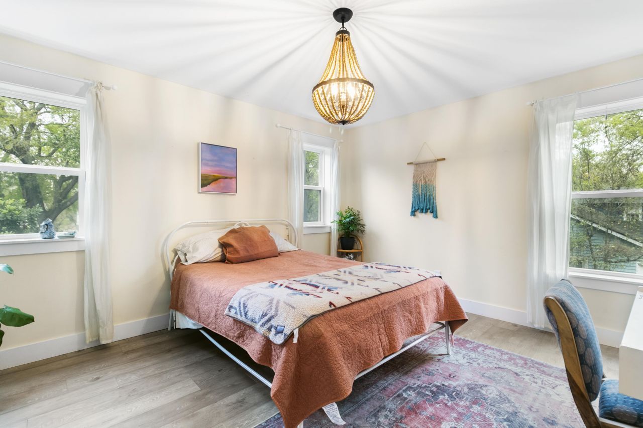 1078 Bexley Street Photo 56