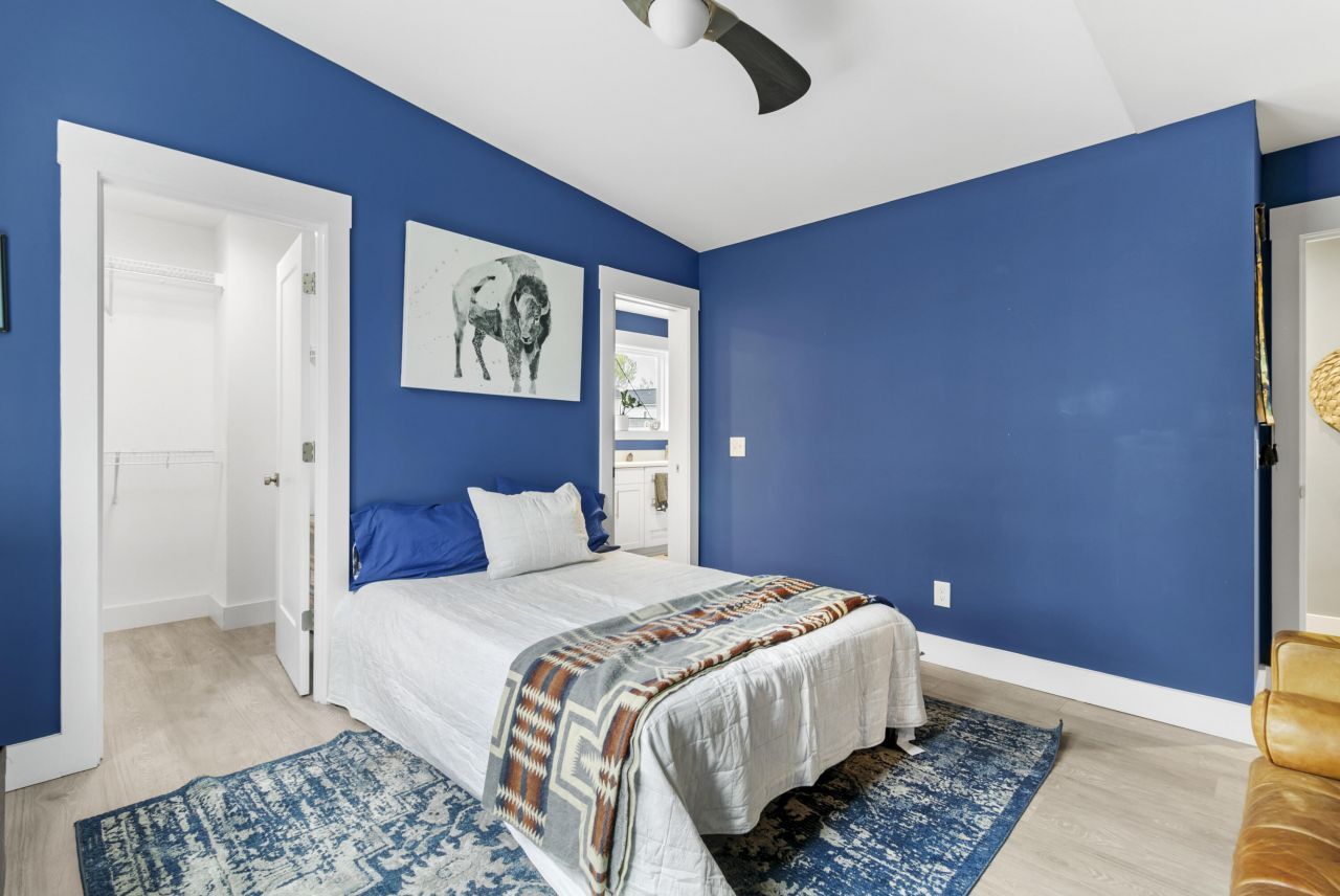 1078 Bexley Street Photo 60