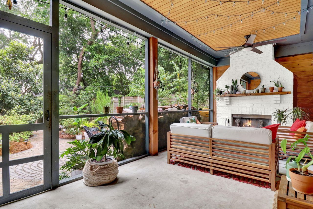 1078 Bexley Street Photo 71