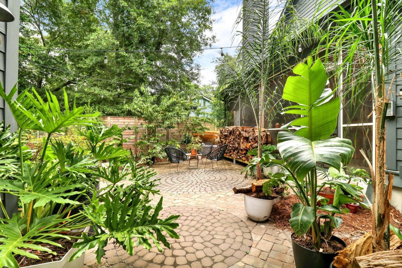 1078 Bexley Street Photo 78