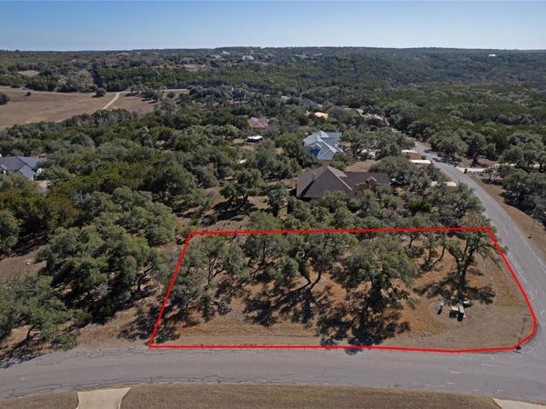 117 Covered Bridge DR, Driftwood, TX 78619