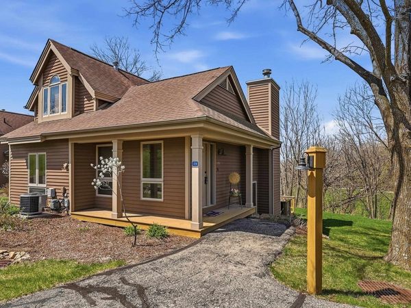 120 Walnut Hill Drive, GALENA, IL 61036