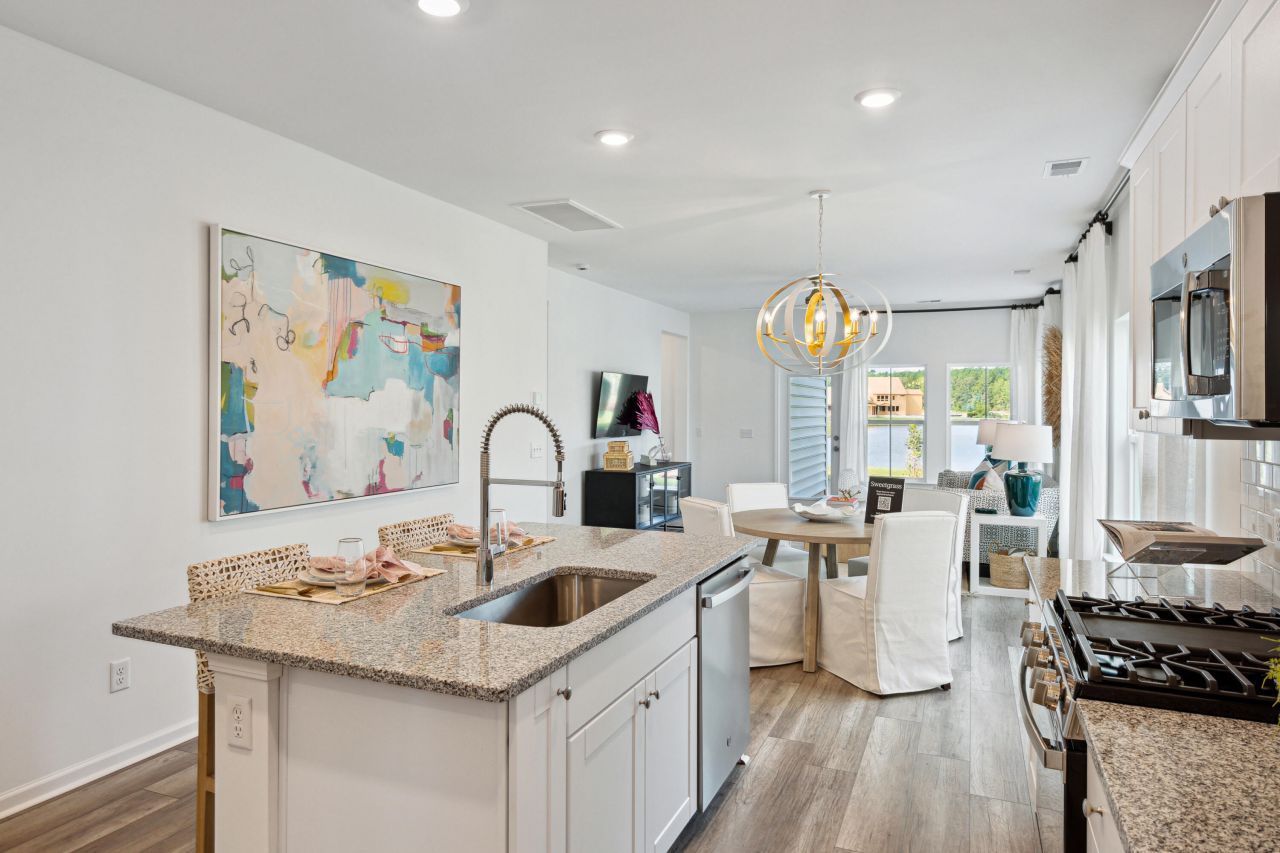 1027 Patagonia Street Photo 6