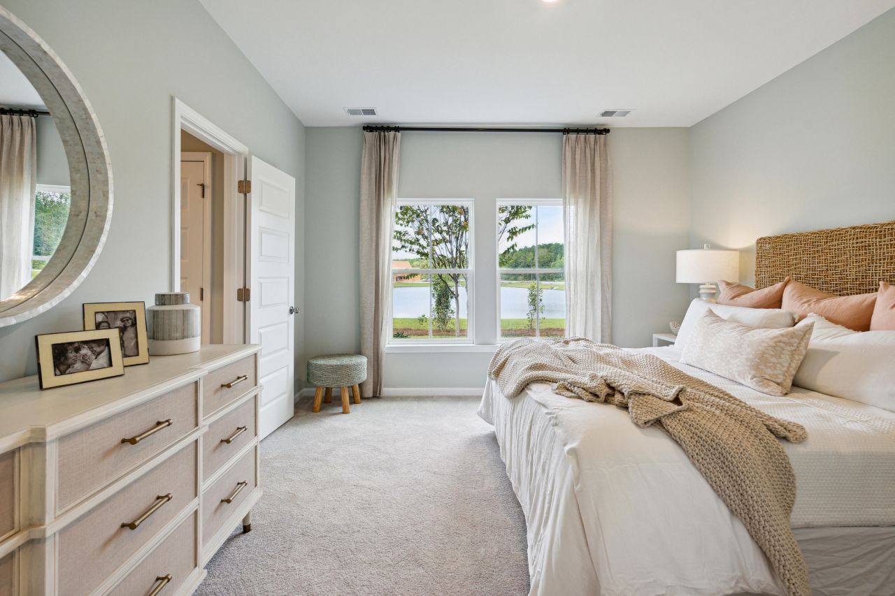 1027 Patagonia Street Photo 9