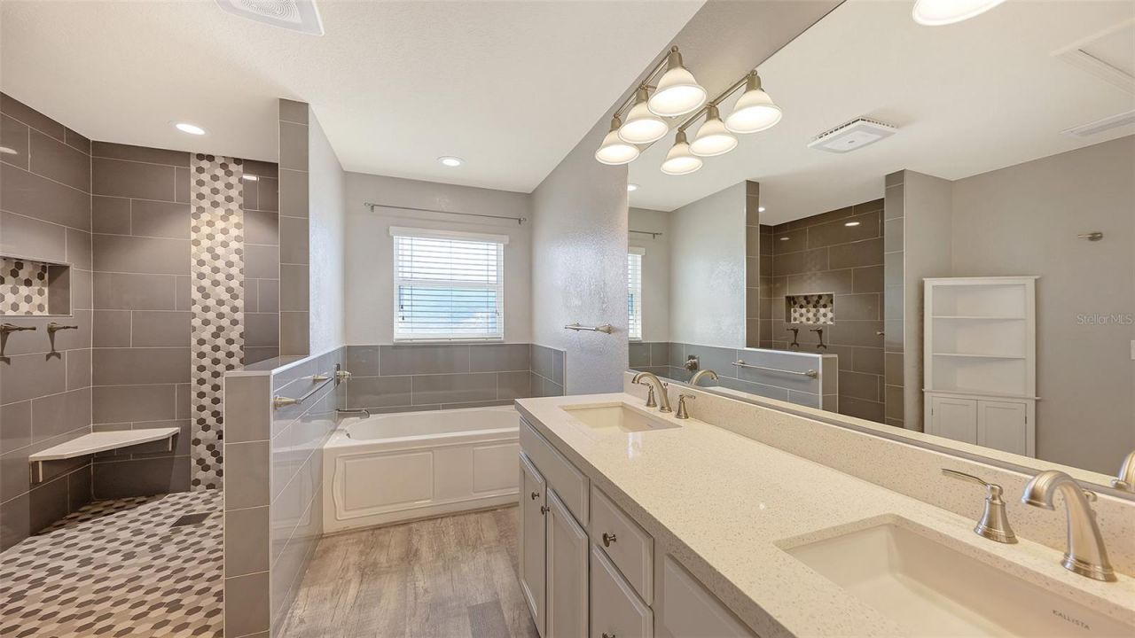 7109 Chatum Light Run, Bradenton, FL 34212 Photo