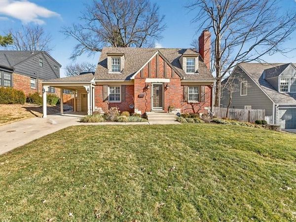 5601 Norwood Street, Fairway, KS 66205