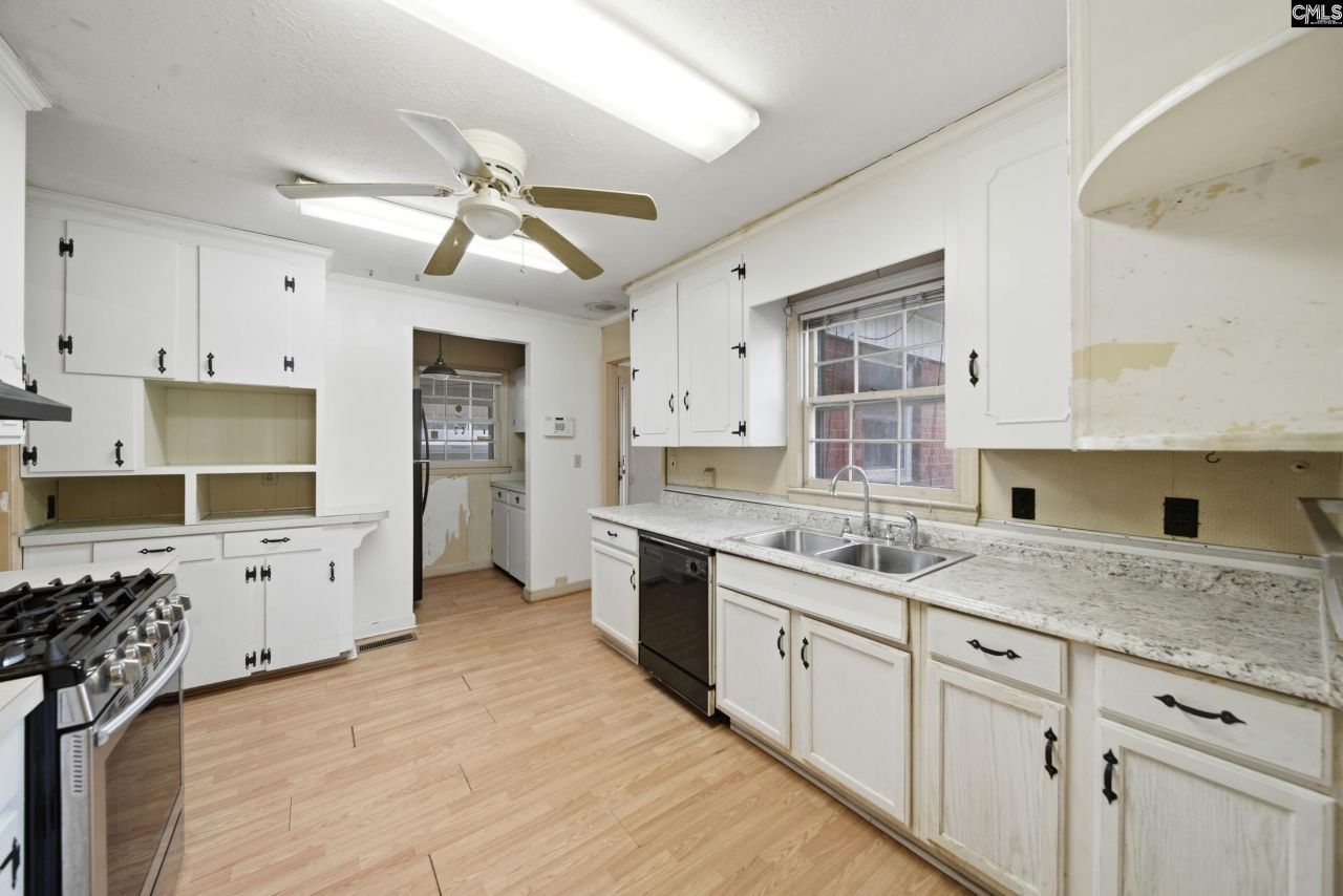 223 Ridge Street  Photo 9