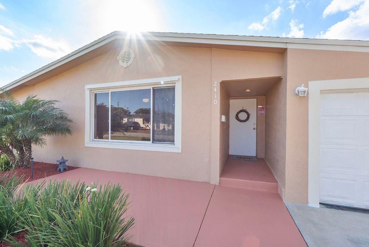 2410 Montego Drive, Miramar, FL 33023 Photo