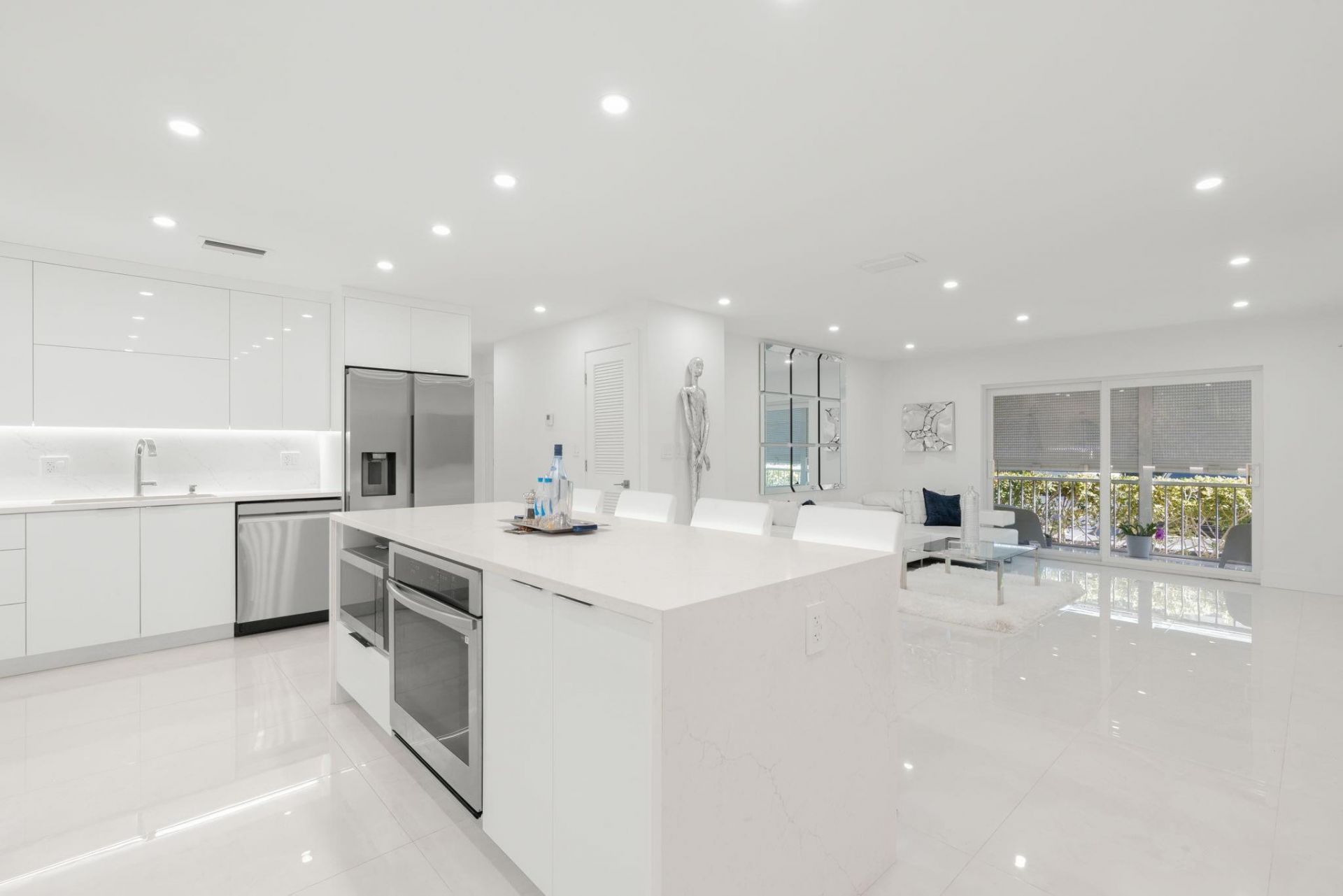 6395 Bay Club Drive, Unit 2, Fort Lauderdale, FL 33308 Photo