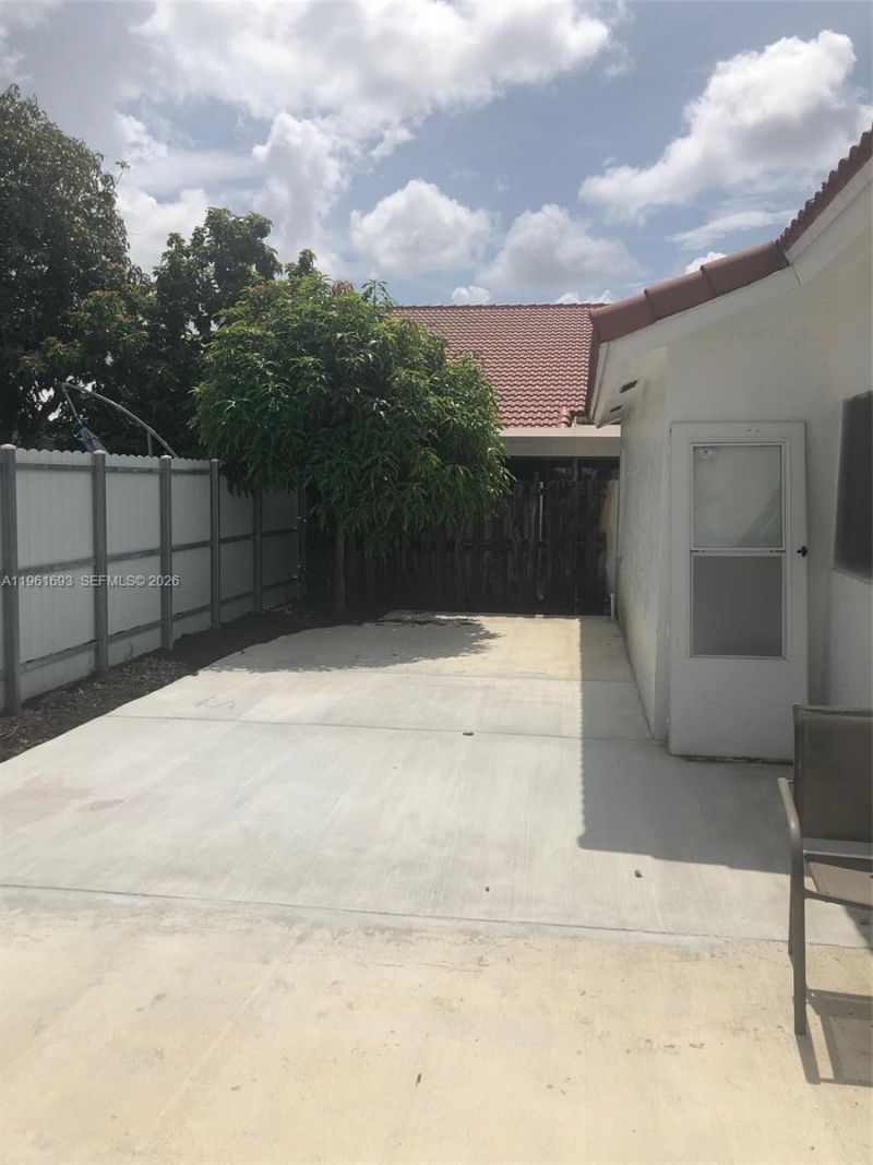 5531 NW 188th St, Miami Gardens, FL 33055 Photo