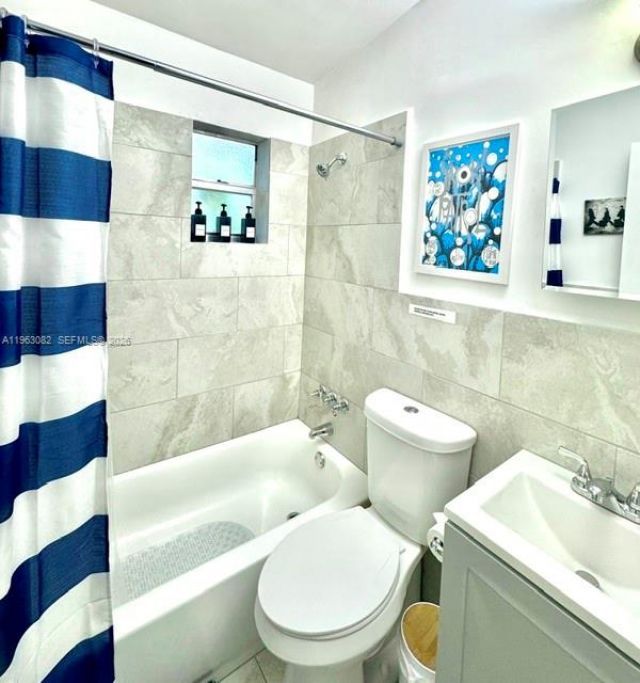 3296 William Ave, Miami, FL 33133 Photo