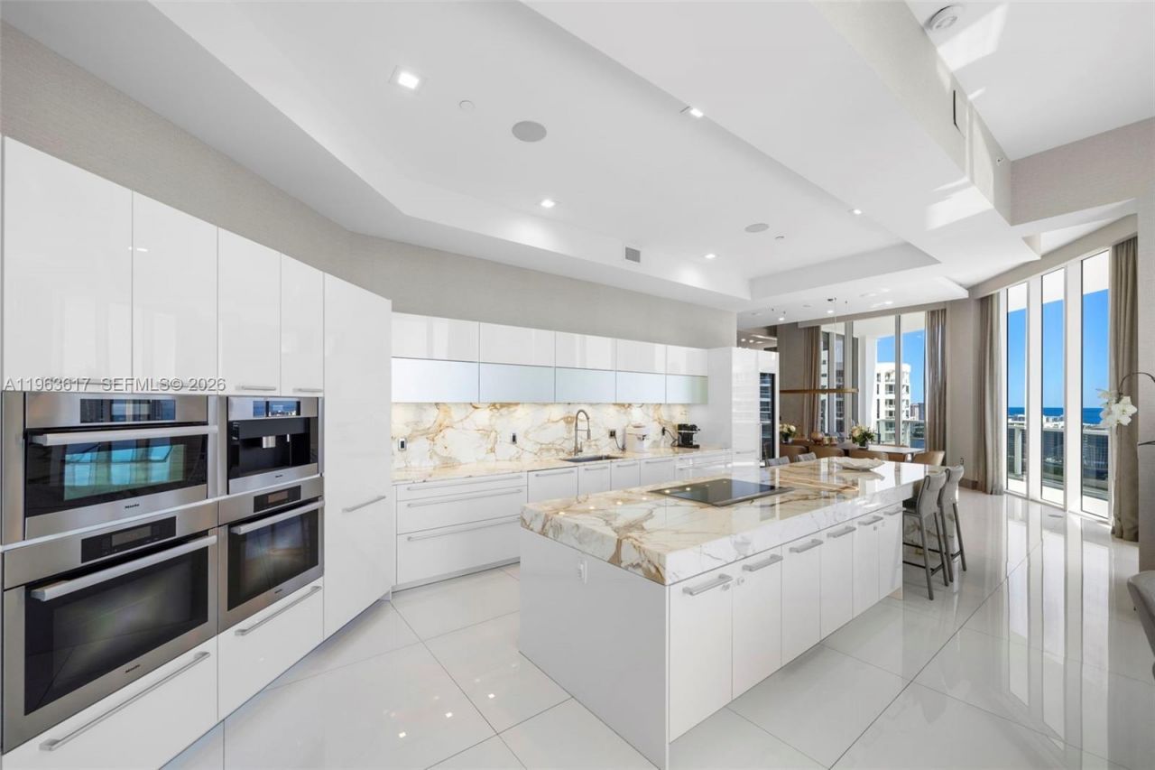 4100 Island Blvd , Unit PH-1, Aventura, FL 33160 Photo