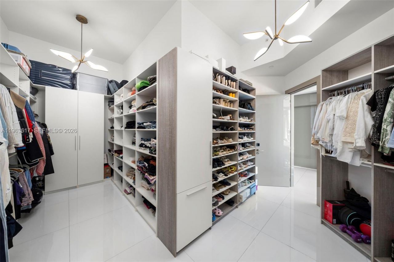 4100 Island Blvd , Unit PH-1, Aventura, FL 33160 Photo