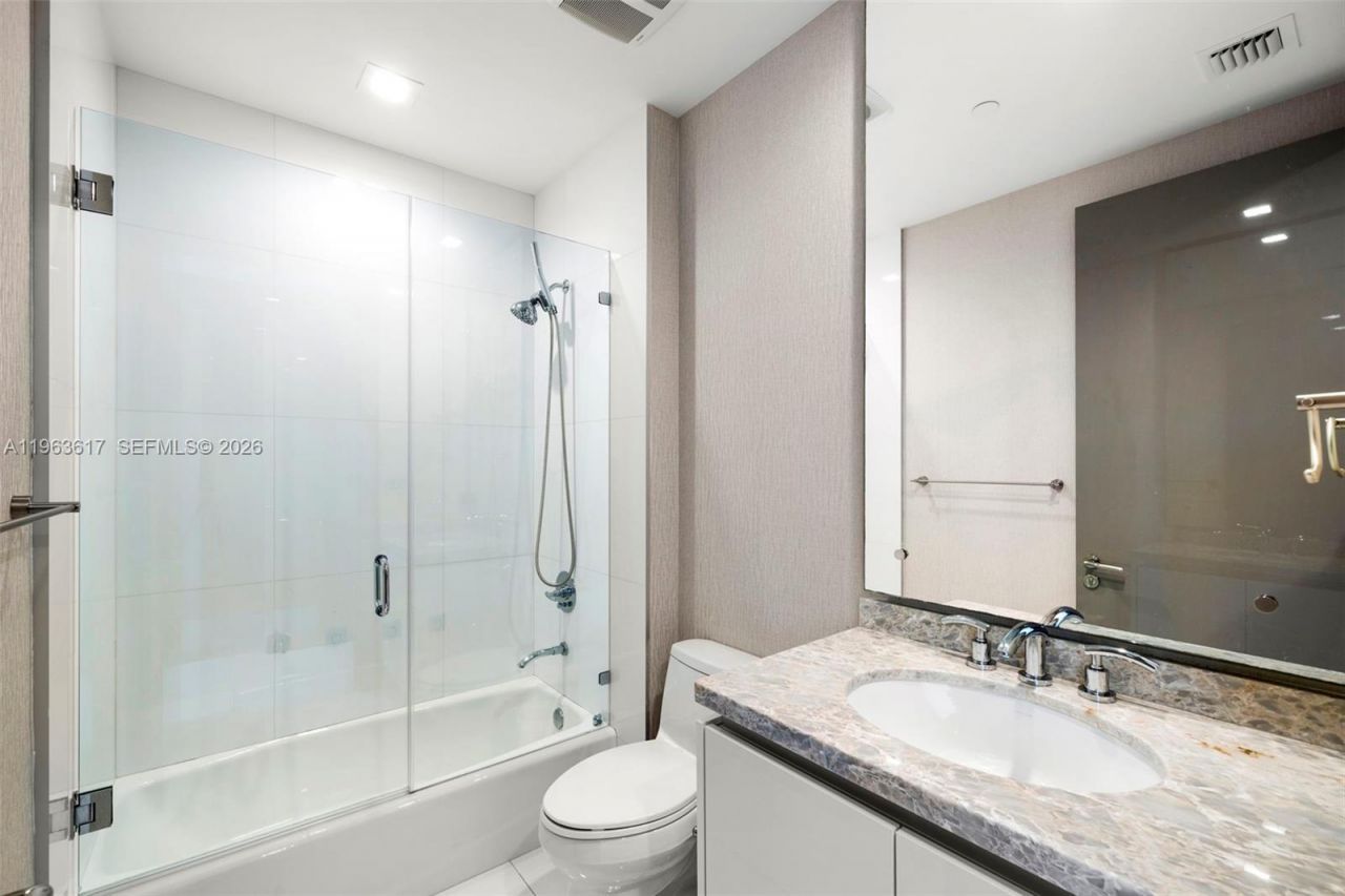 4100 Island Blvd , Unit PH-1, Aventura, FL 33160 Photo