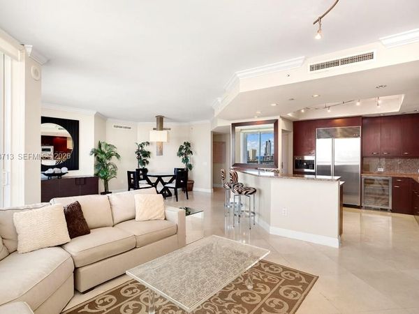 6000 Island Blvd , Unit 1404, Aventura, FL 33160