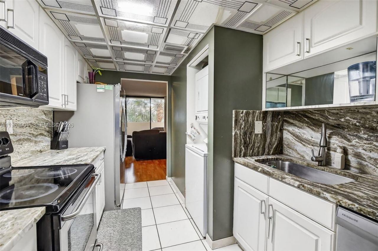 7401 NW 16th St, Unit 307, Plantation, FL 33313 Photo