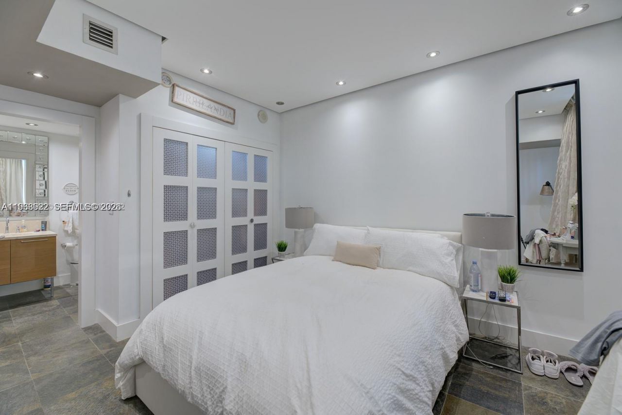 4100 Salzedo St, Unit 509, Coral Gables, FL 33146 Photo