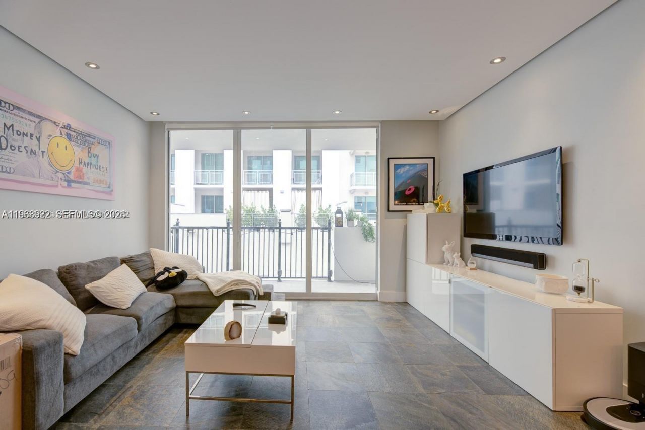 4100 Salzedo St, Unit 509, Coral Gables, FL 33146 Photo