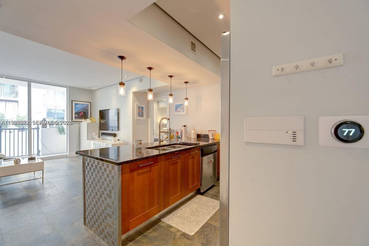 4100 Salzedo St, Unit 509, Coral Gables, FL 33146 Photo